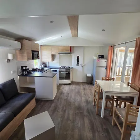 Сasa de vacaciones Mobil-home - 8pers - 10m Des Piscines Gastes